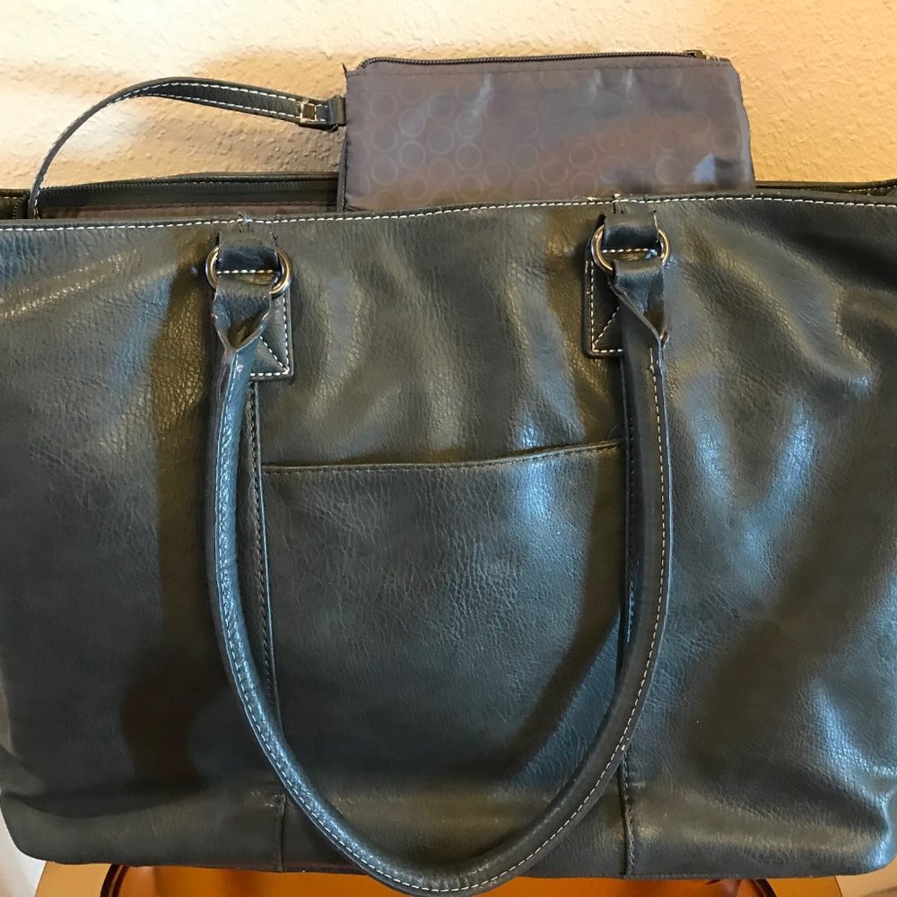 Kenneth Cole Tote/Computer Bag - Picture 4 of 7